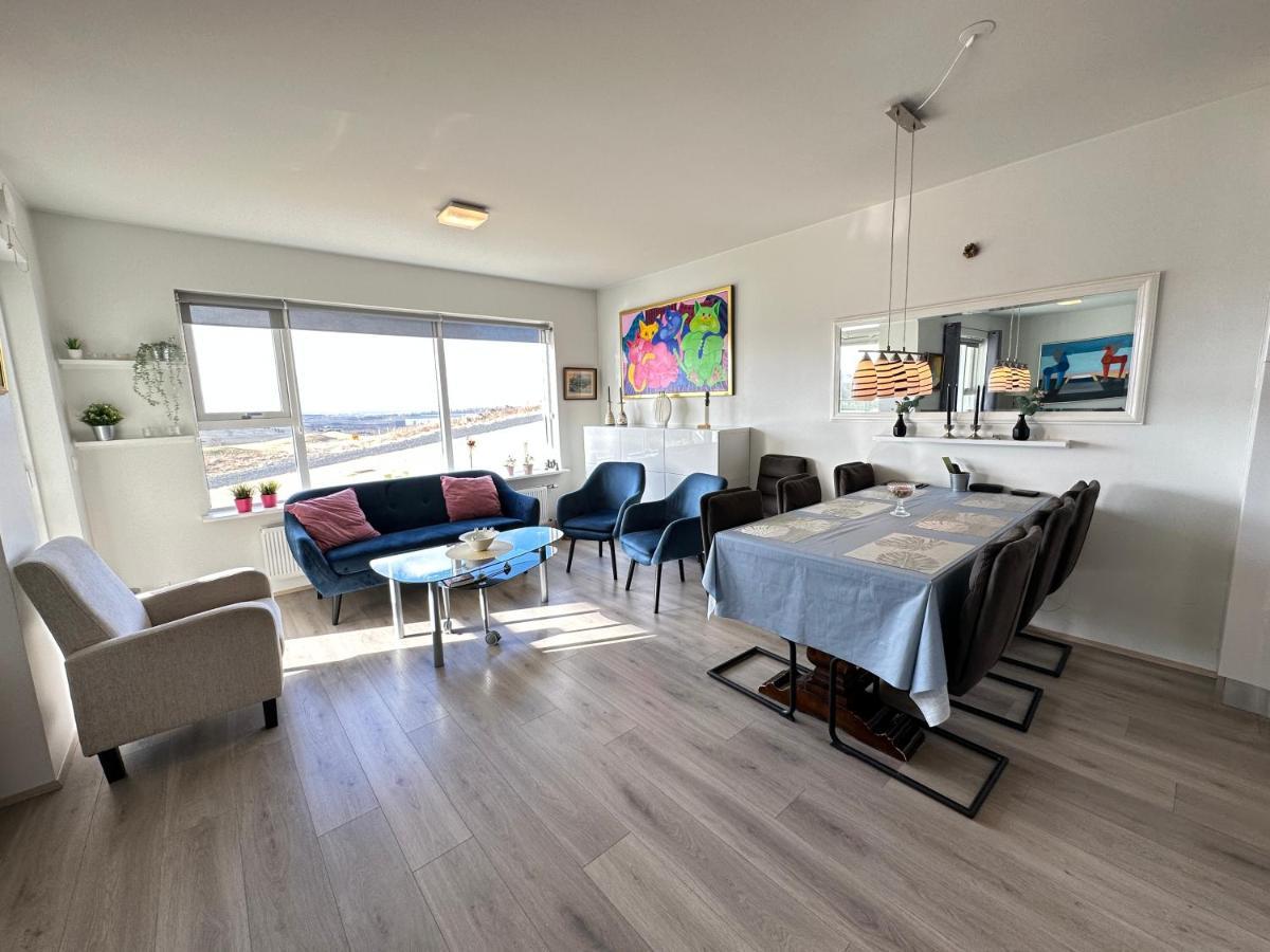 Modern 2 Bedroom Apartment In Kopavogur Reykjavík Exteriör bild