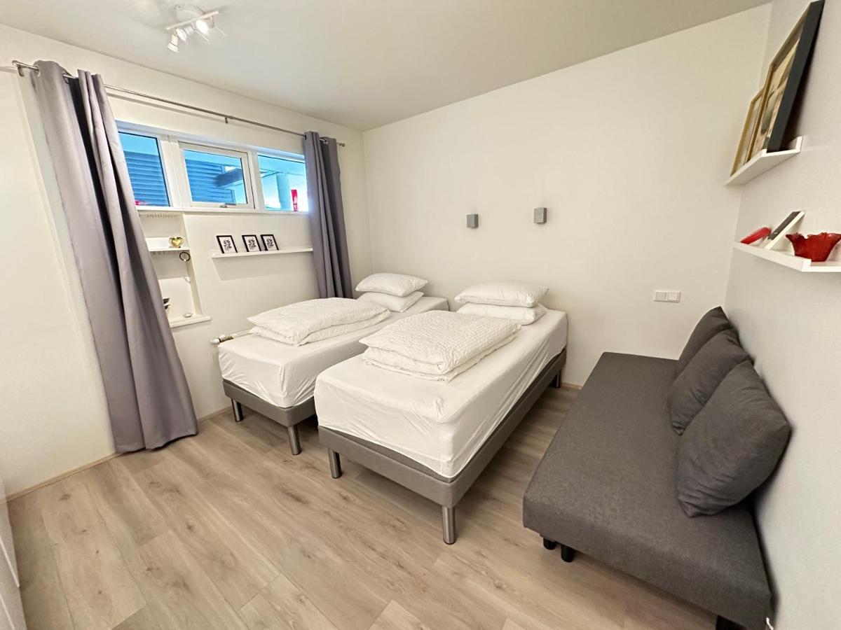 Modern 2 Bedroom Apartment In Kopavogur Reykjavík Exteriör bild