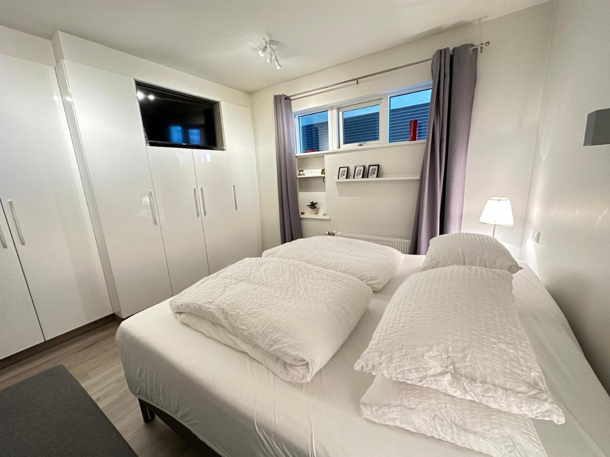 Modern 2 Bedroom Apartment In Kopavogur Reykjavík Exteriör bild